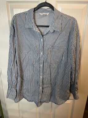 Old Navy Blue and White Striped Casual Button-Down Shirt